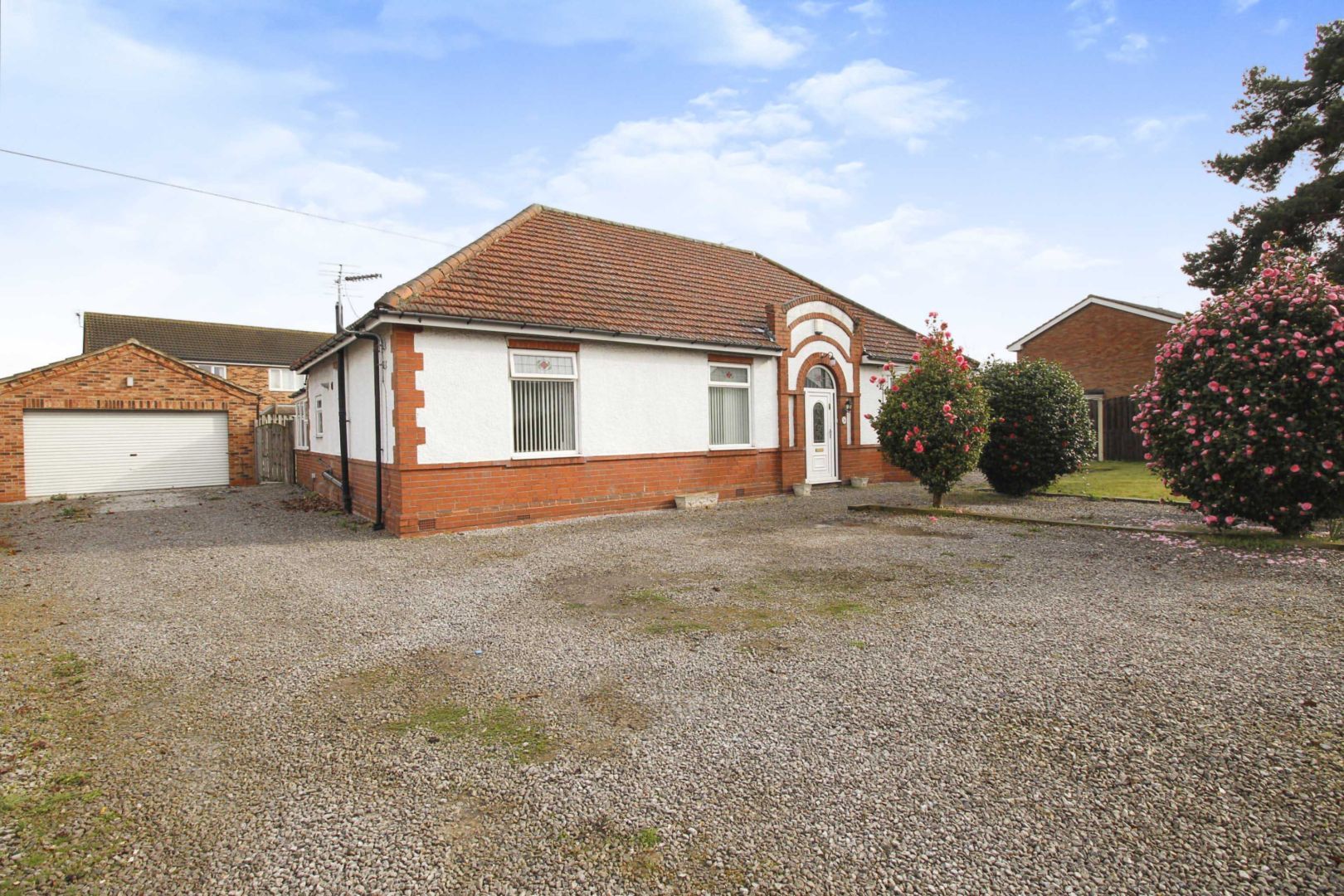 4 bed detached bungalow for sale in Cow House Lane, Armthorpe