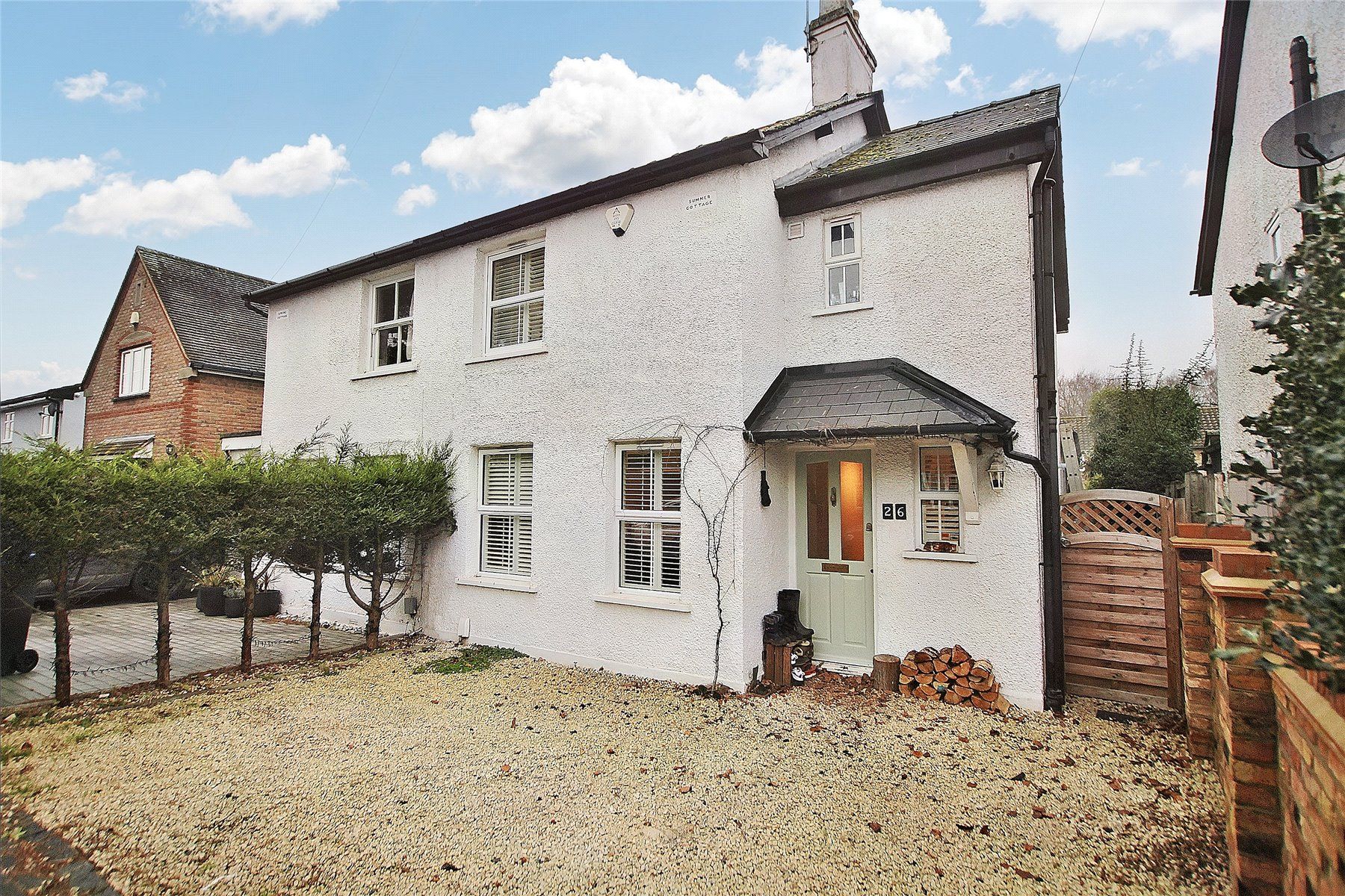 3 bed semidetached house for sale in Knaphill, Woking, Surrey GU21
