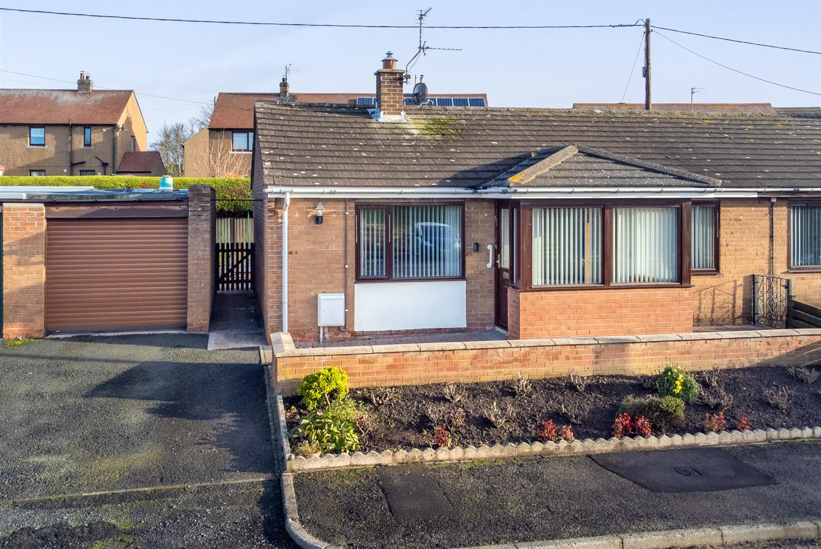2 bed semidetached bungalow for sale in 7 West Avenue, Scremerston