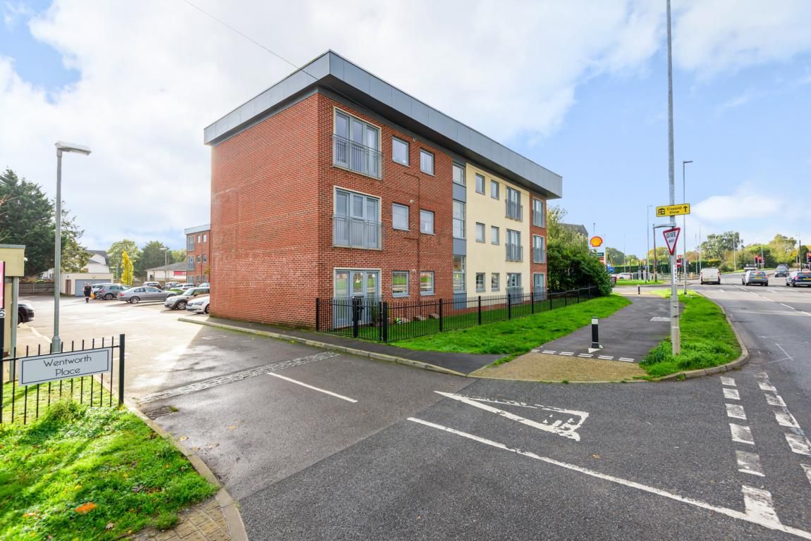2 bed flat for sale in Binfield, Bracknell RG42 Zoopla