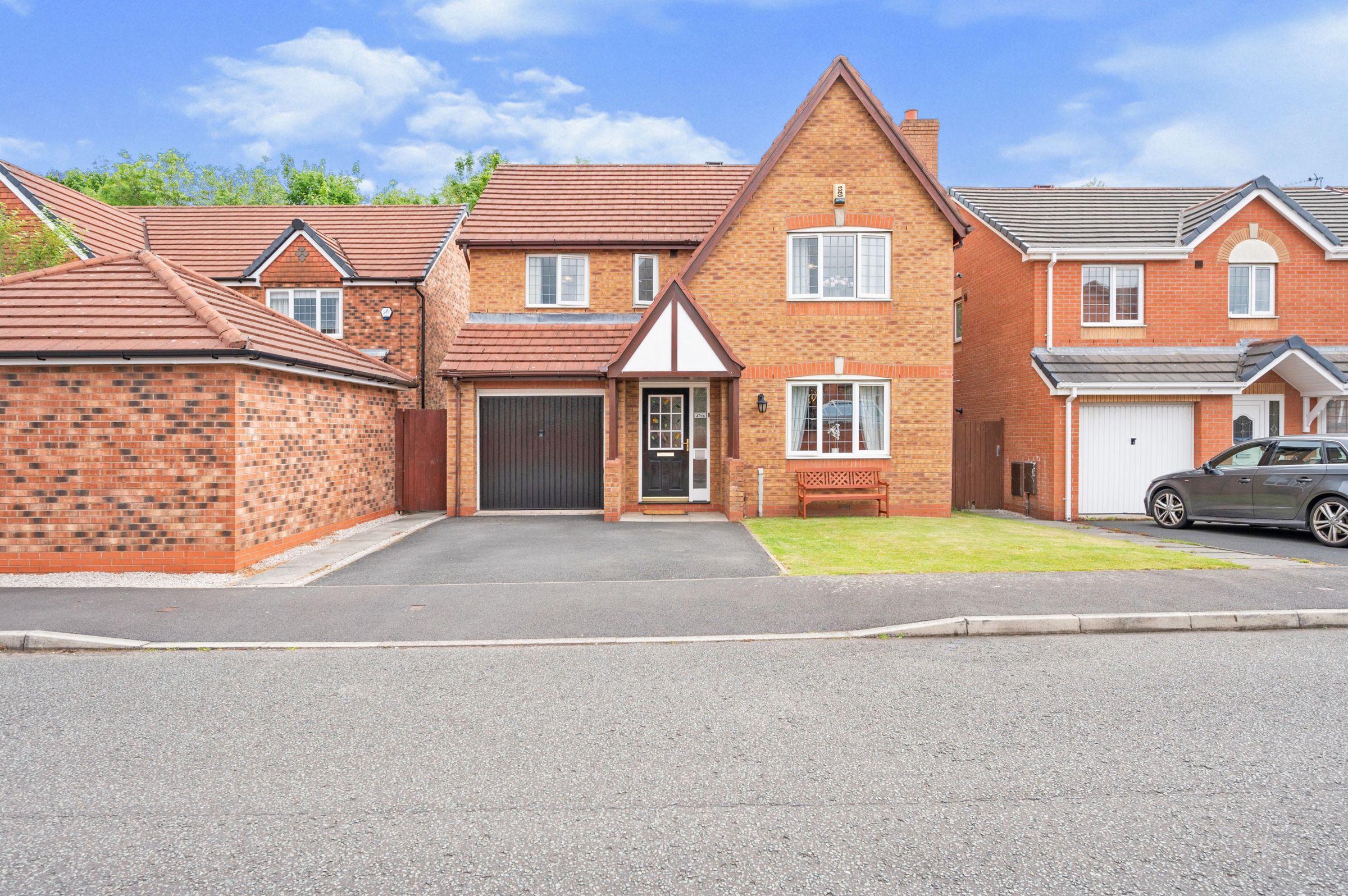 4 bed detached house for sale in Vermont Close, Great Sankey