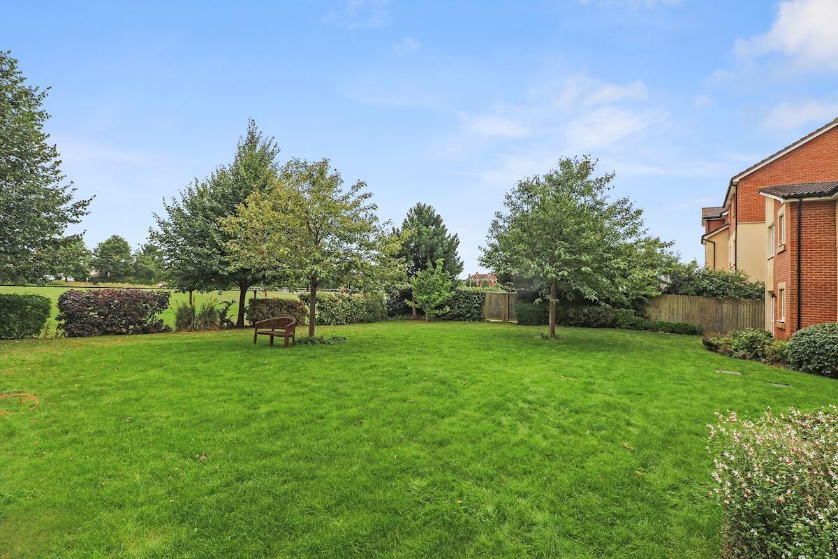 1 bed flat for sale in Fussells Court, Station Road, Worle, Weston