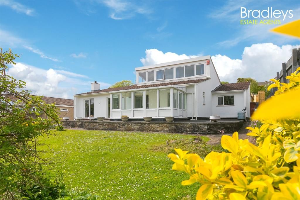 3 bed detached house for sale in St Uny Close, Lelant, St. Ives