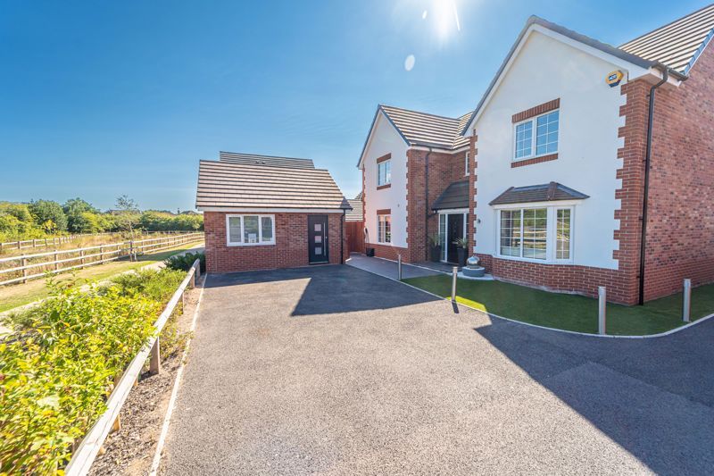4 bed detached house for sale in Gough Close, Codsall, Wolverhampton
