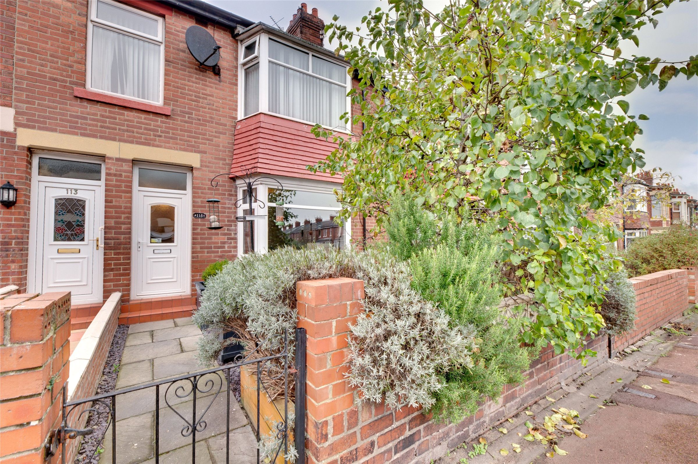 2 bed flat for sale in Rothbury Terrace, Heaton, Newcastle Upon Tyne