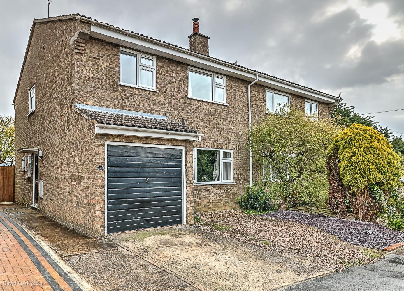4 bed semidetached house for sale in Paddock Way, Haddenham, Ely CB6