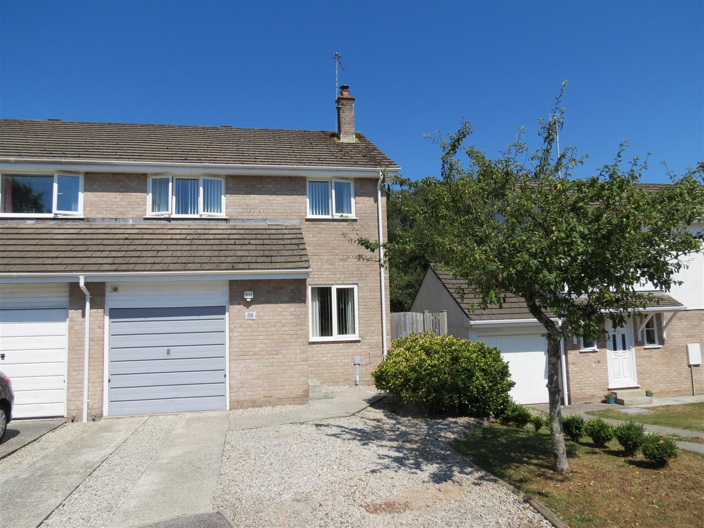 3 bed semidetached house for sale in St. Pirans Close, St Austell, St
