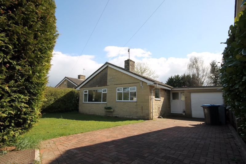 3 bed detached bungalow for sale in Frances Road, Middle Barton