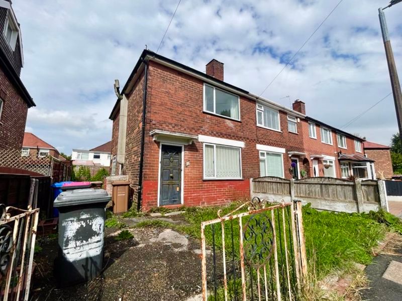 3 bed terraced house for sale in Deepdale Drive, Pendlebury, Swinton