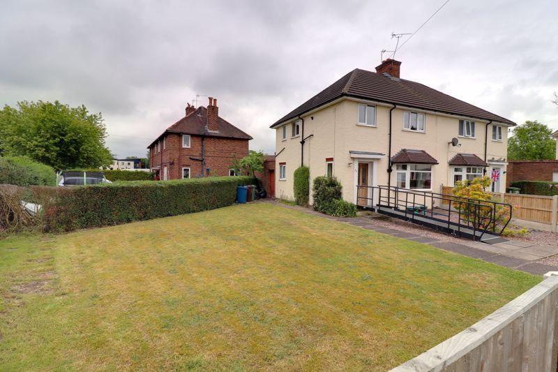 3 bed semidetached house for sale in Sidney Avenue, Silkmore, Stafford
