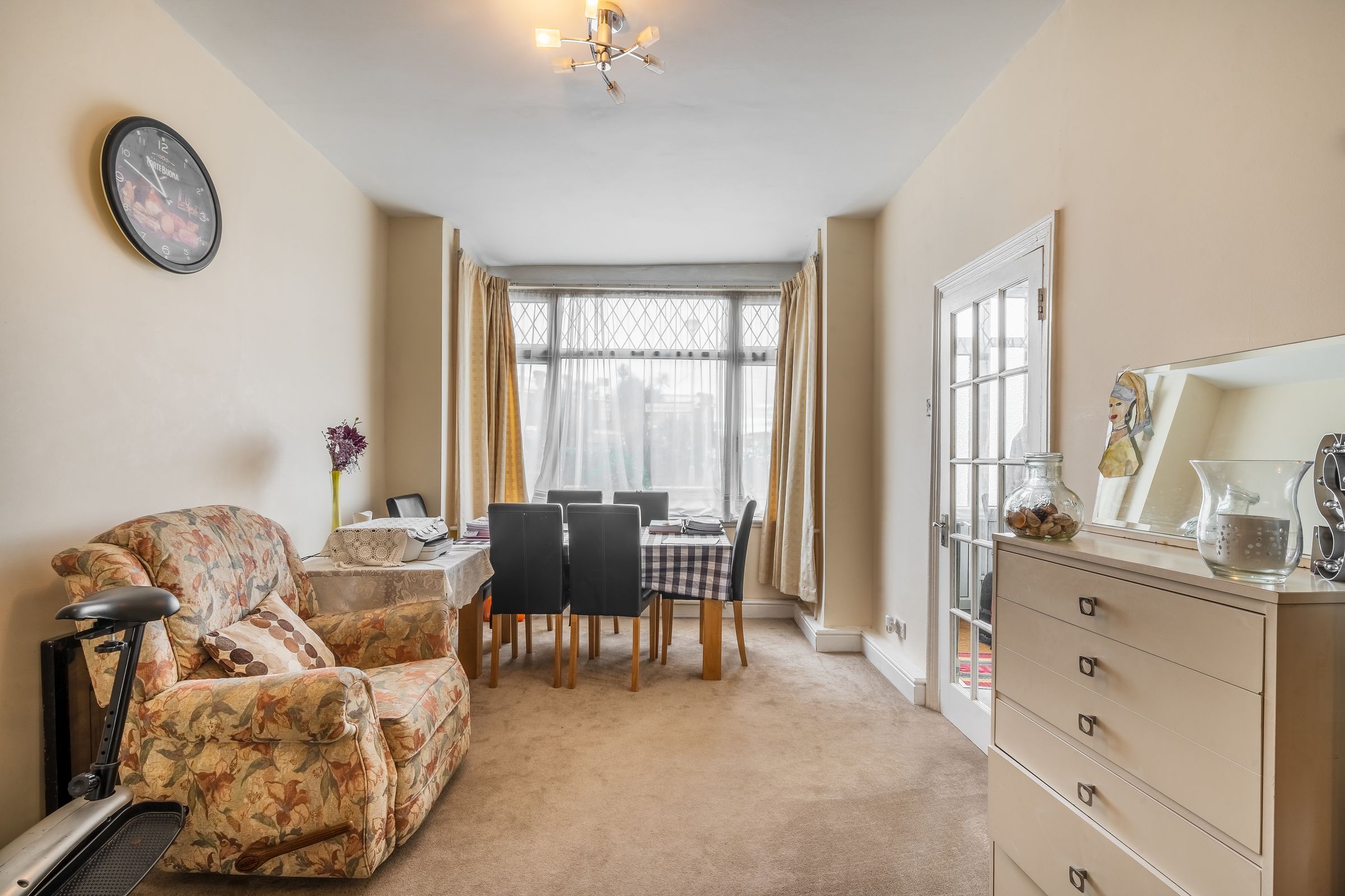 Spring Grove Road, Hounslow, Middlesex TW3  