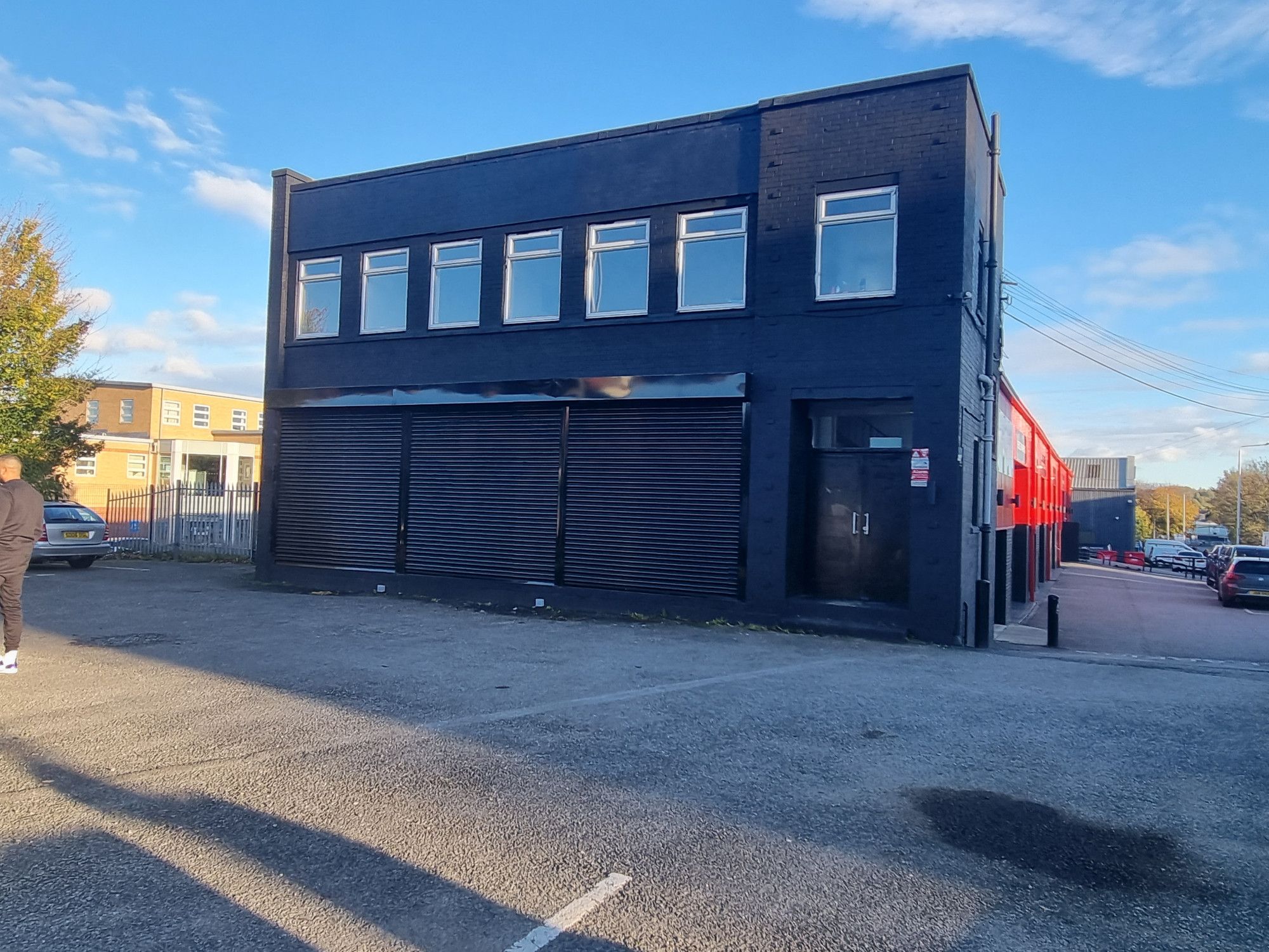 Light industrial to let in Dewsbury Road, Leeds, West Yorkshire LS11