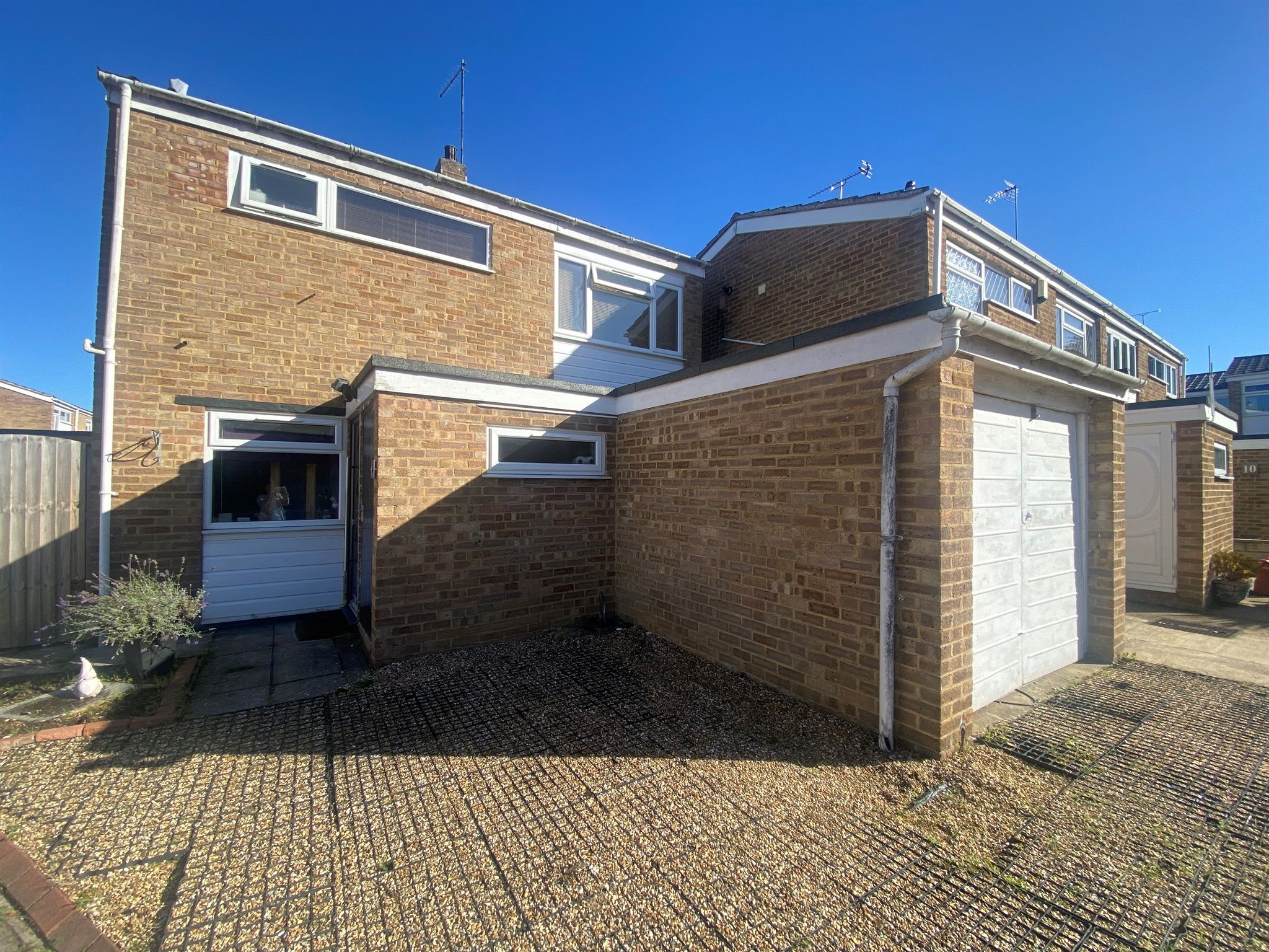 3 bed detached house for sale in Saxons Close, Leighton Buzzard LU7