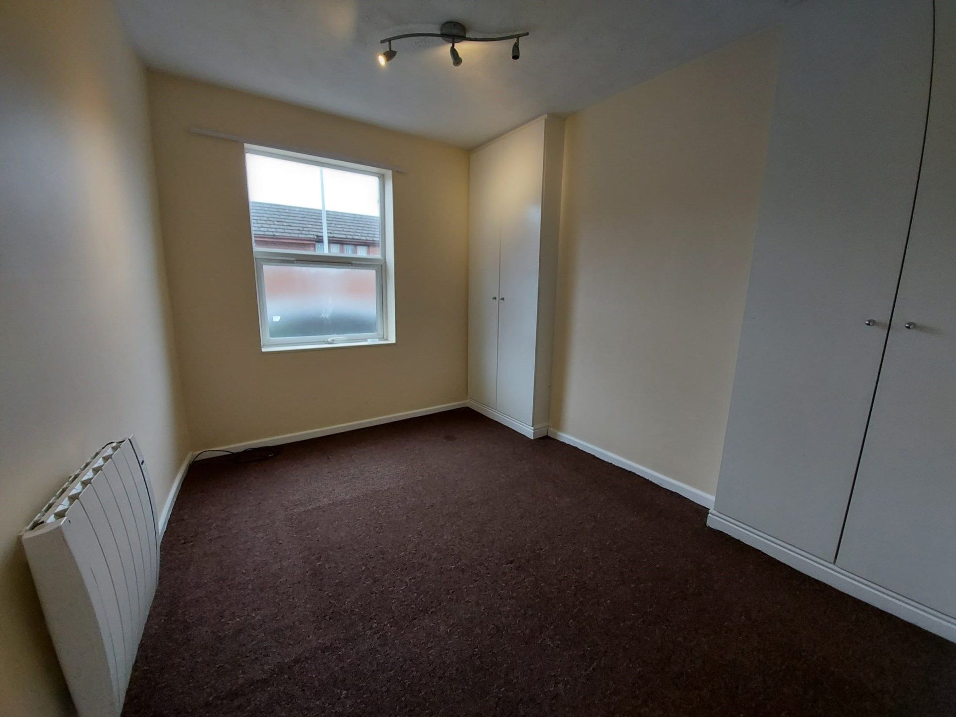 1 Bed Flat To In Edward Street