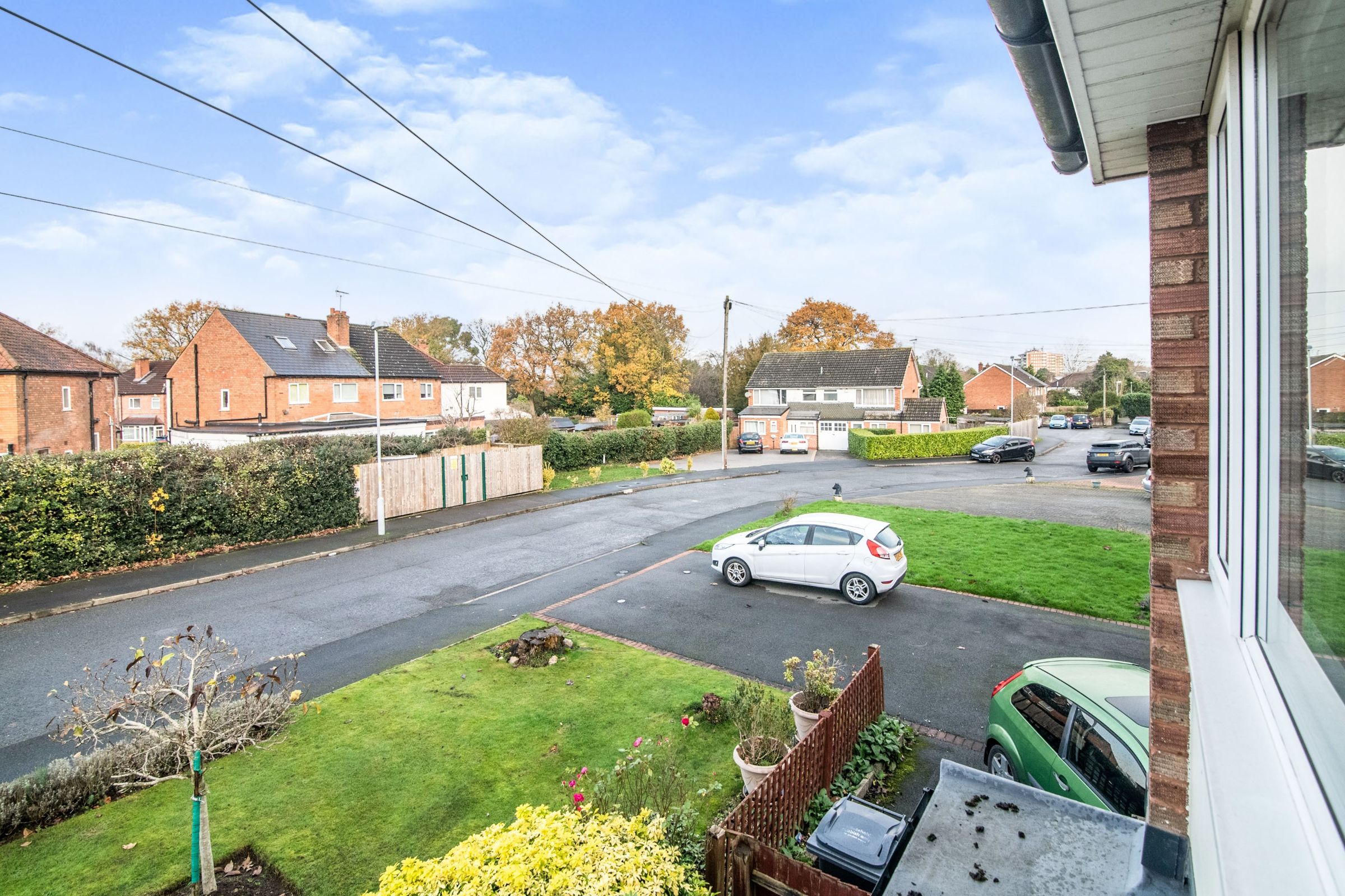 3 bed semidetached house for sale in Larchmere Drive, Hall Green, Birmingham B28 Zoopla