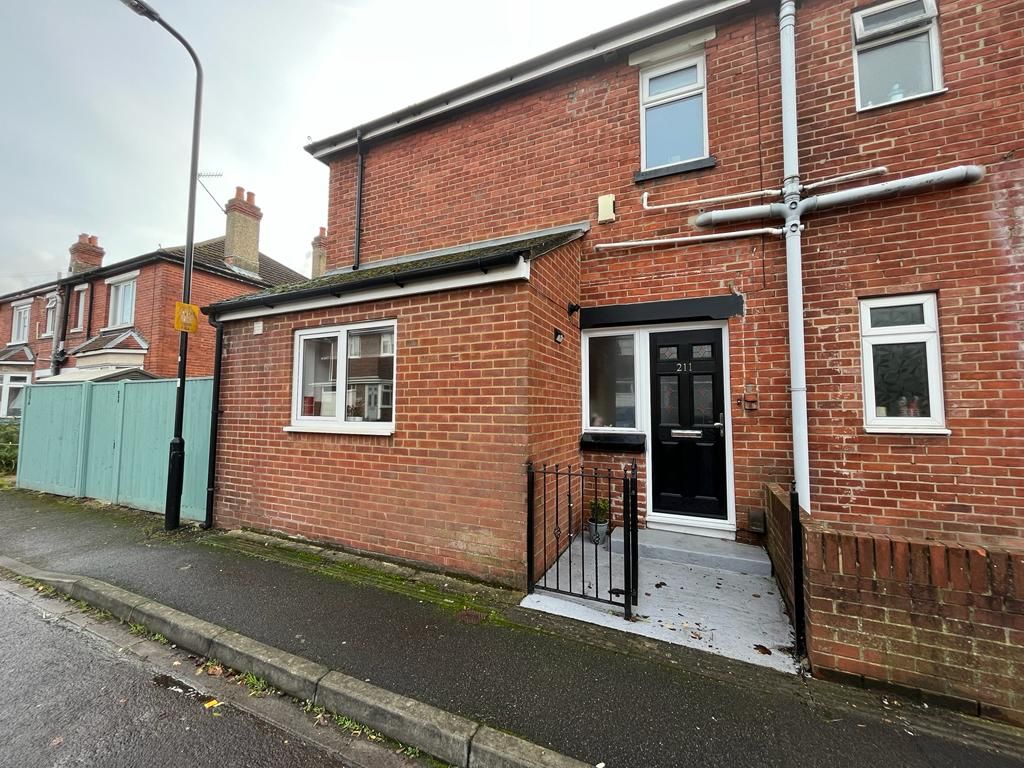 2 bed end terrace house for sale in Foundry Lane, Southampton SO15 Zoopla