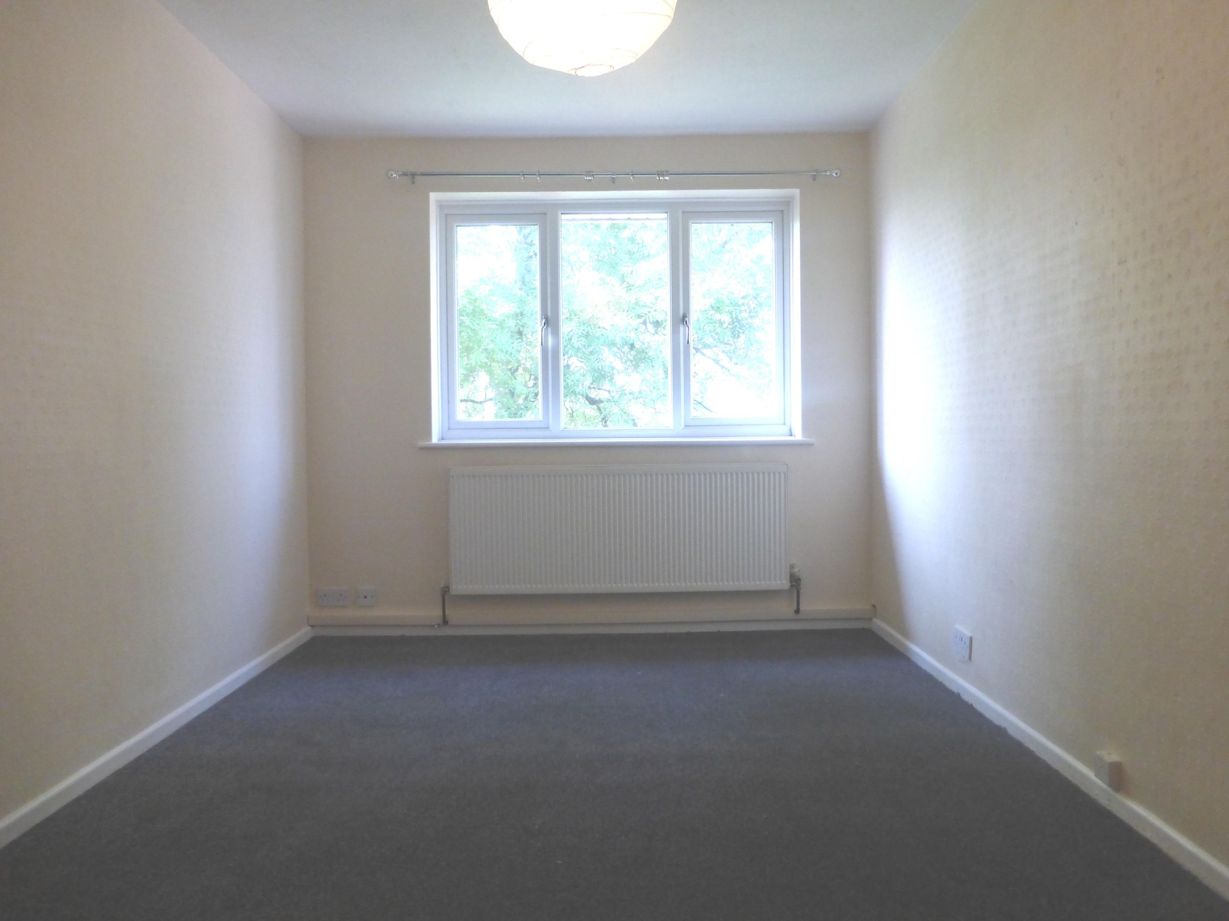 2 bed flat to rent in Beeches Road, Great Barr, Birmingham B42 Zoopla