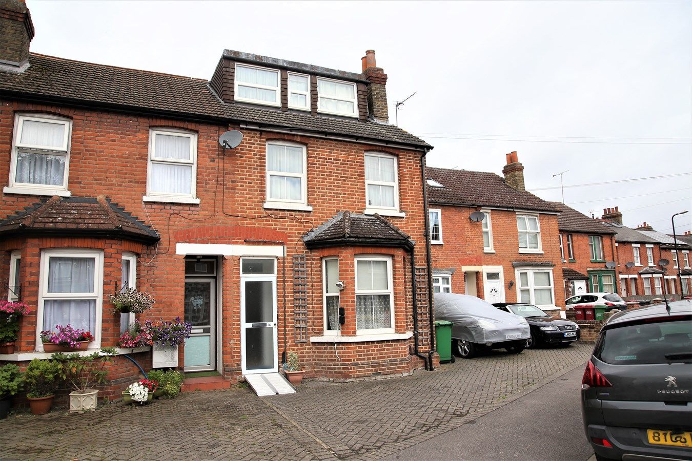 4 bed semidetached house for sale in Kings Road, Slough SL1 Zoopla