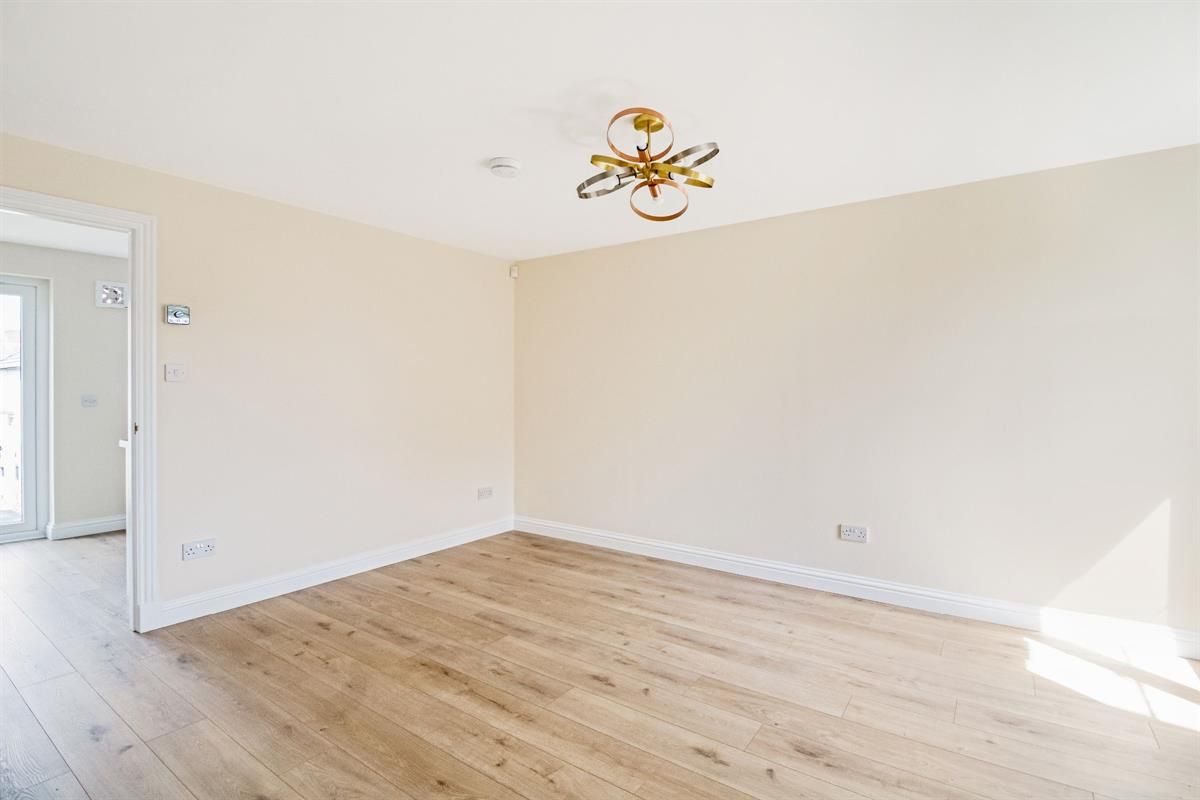 3 bed semidetached house for sale in Blair Atholl Gardens, Hamilton