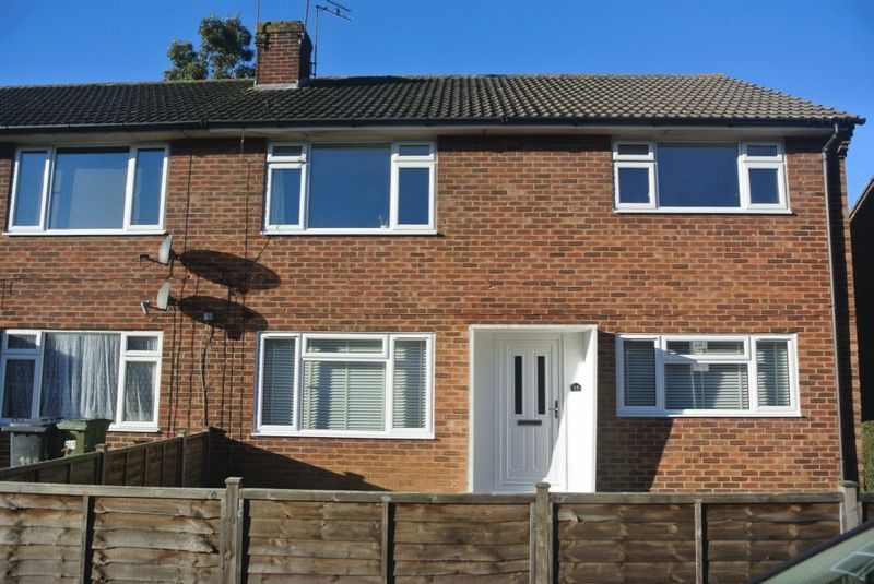 2 bed flat to rent in Halliday Close, Basingstoke RG21 Zoopla