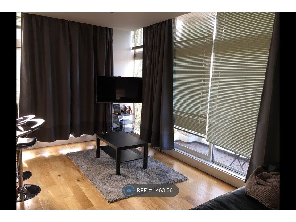 2 bed flat to rent in Metro Central Heights, London SE1 Zoopla