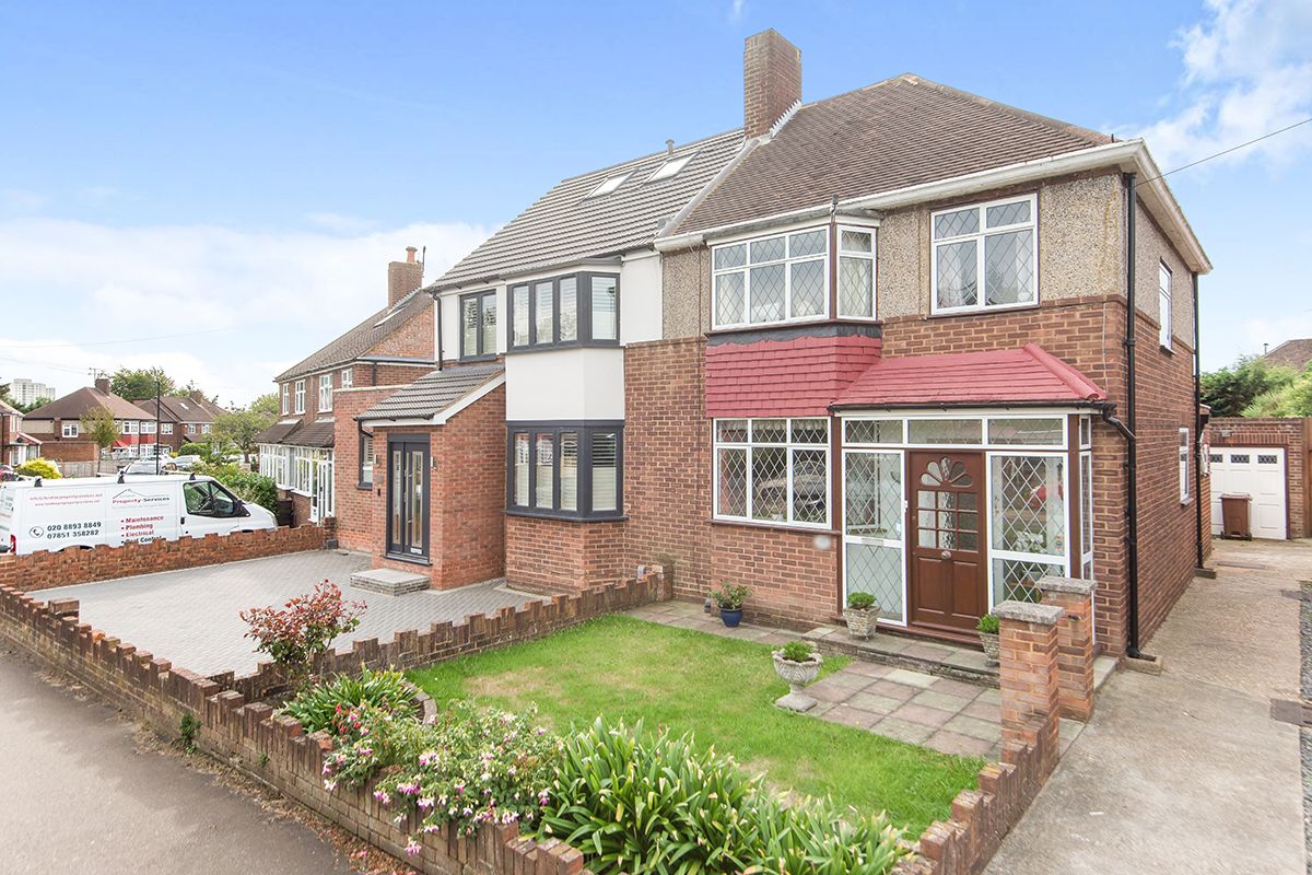 3 bed semidetached house for sale in Arnold Crescent, Isleworth TW7