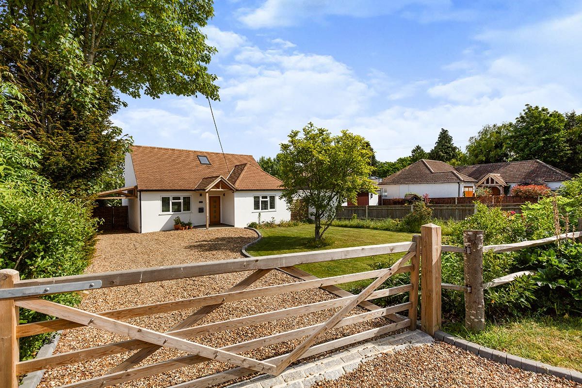 4 bed detached house for sale in Festival Avenue, New Barn, Kent DA3