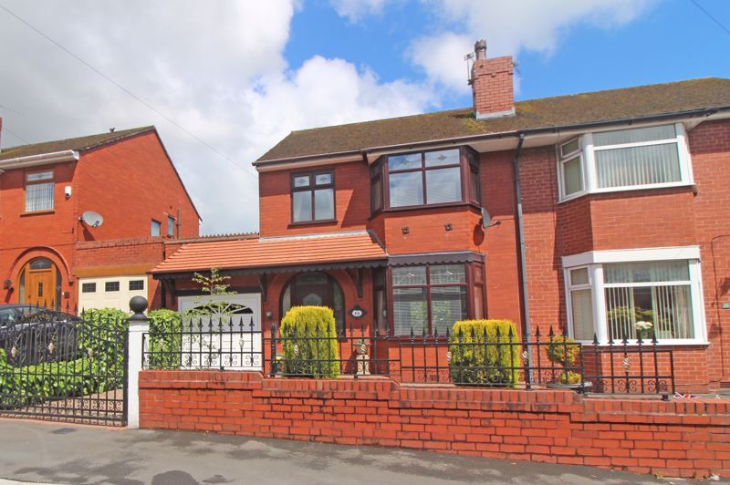 3 bed semidetached house for sale in Parkside Crescent, Orrell, Wigan