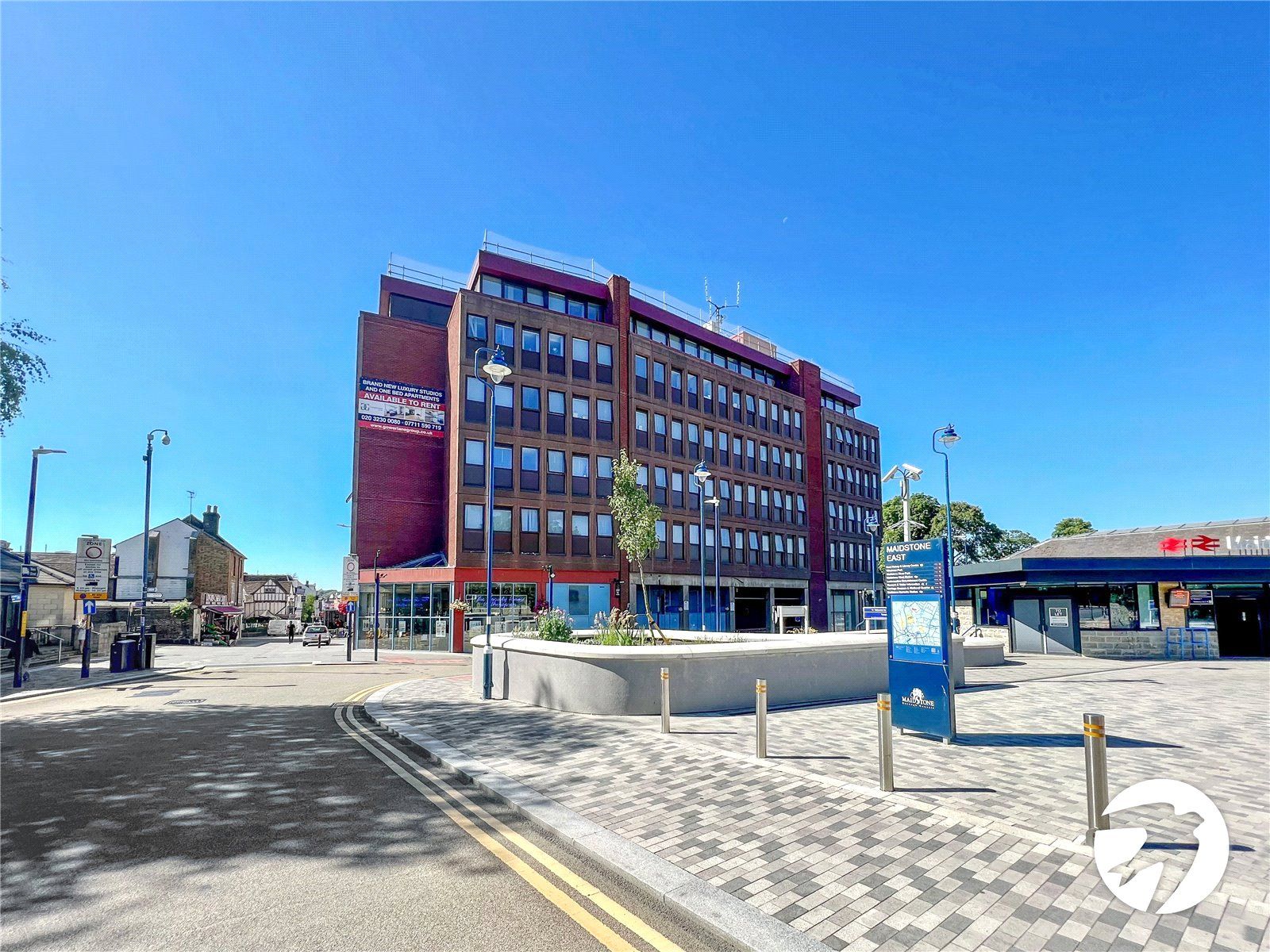 Studio to rent in Brenchley House, Week Street, Maidstone, Kent ME14