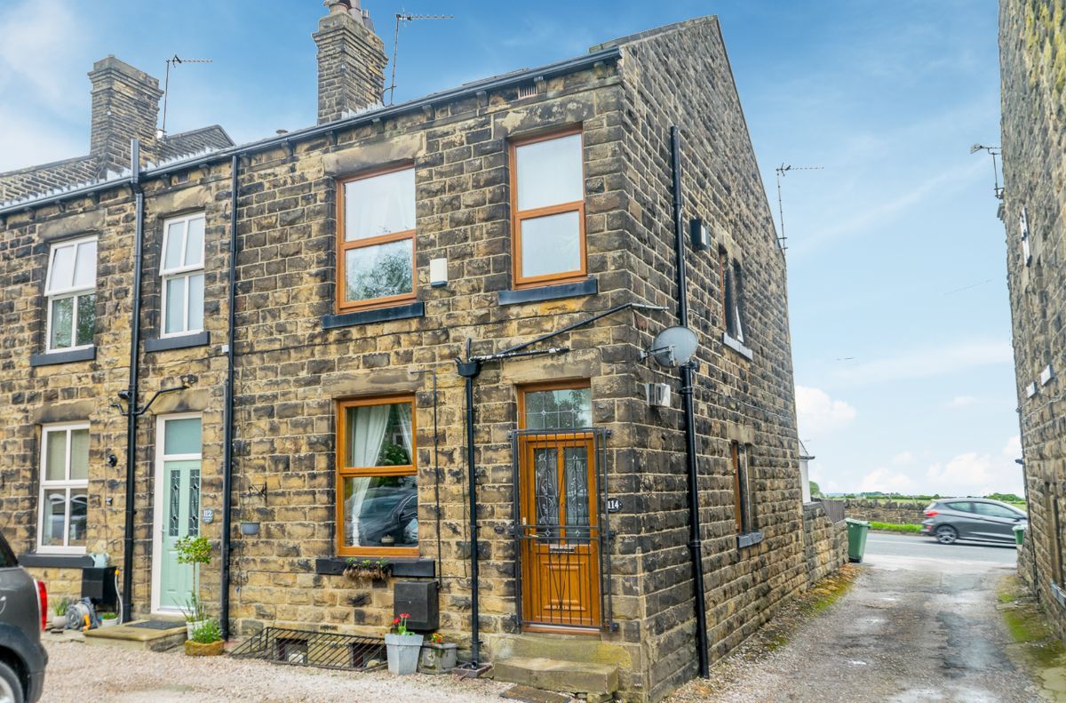 2 bed end terrace house for sale in Scotchman Lane, Morley, Leeds LS27