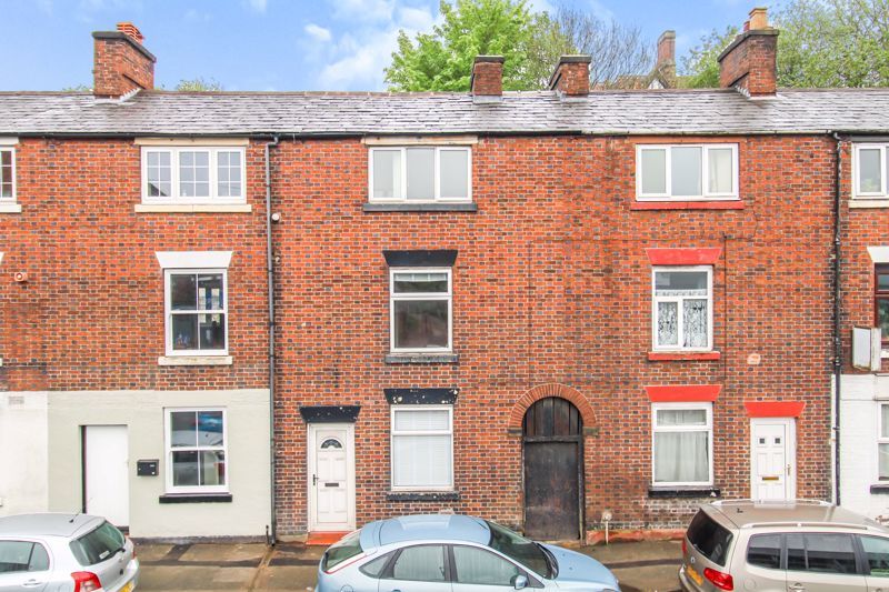 3 bed terraced house for sale in Broad Street, Leek ST13 Zoopla