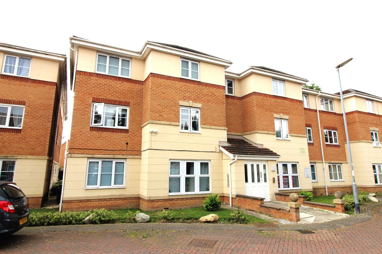 2 bed flat for sale in Town Lands Close, Wombwell, Barnsley, South