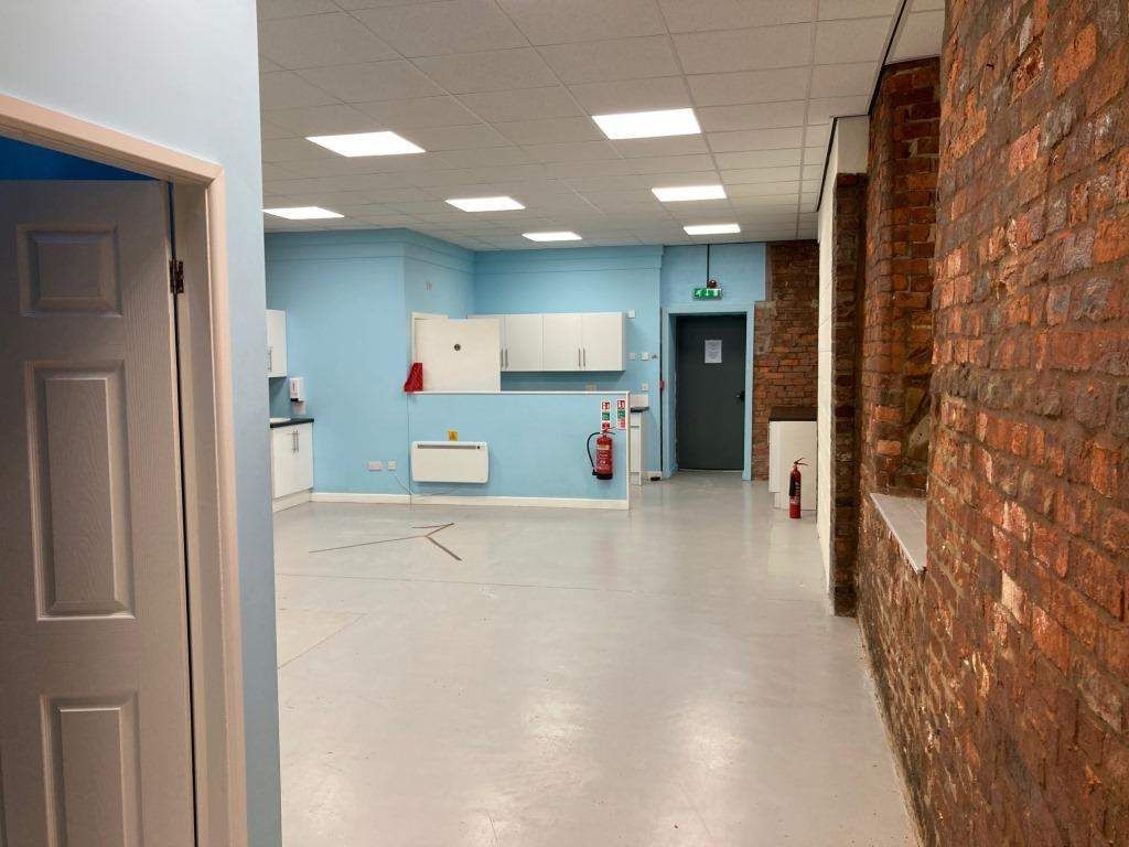 Retail Premises To Let In Ashton Old Road Openshaw Manchester M11 