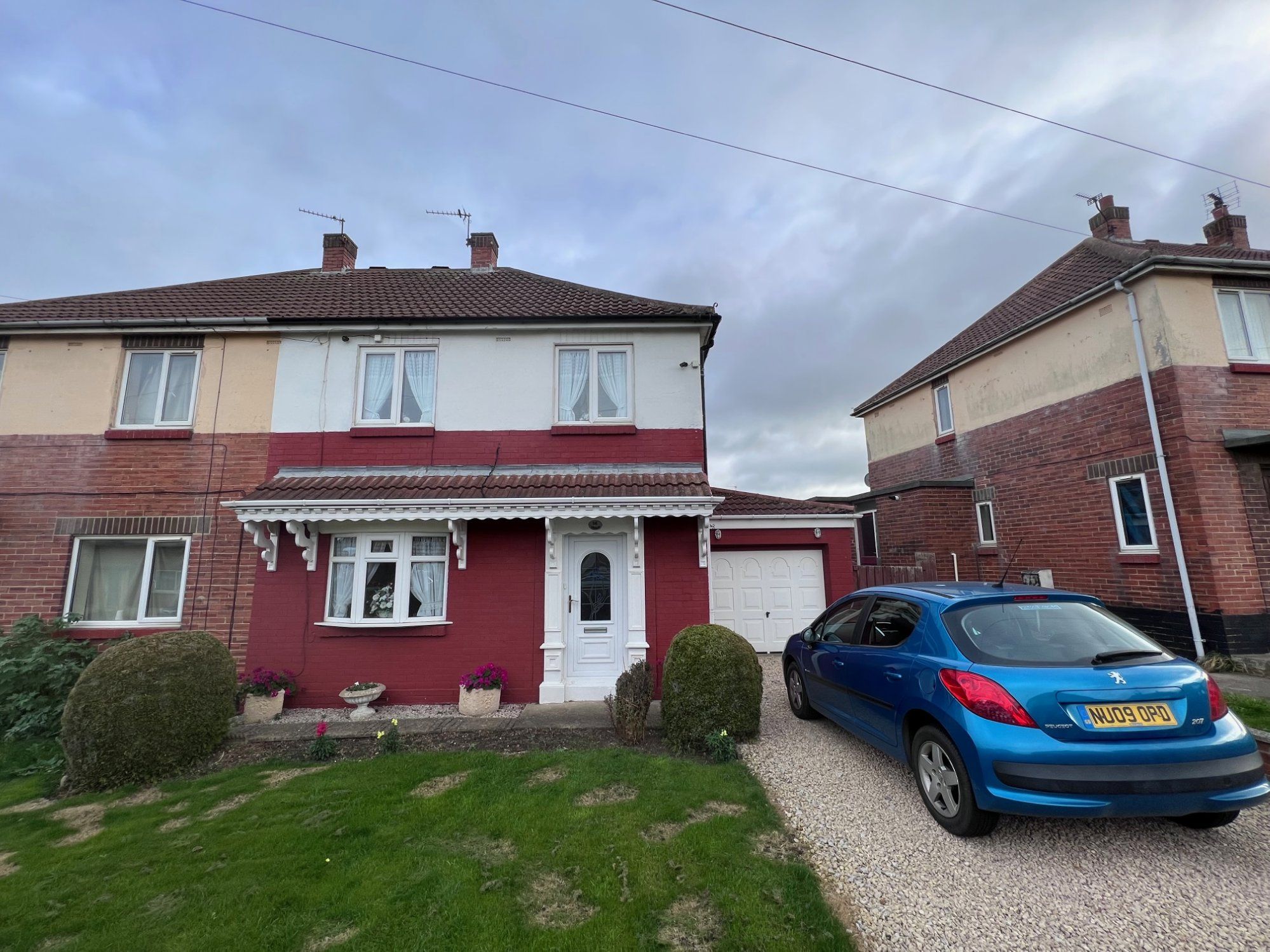 2 bed semidetached house for sale in Salisbury Crescent, West