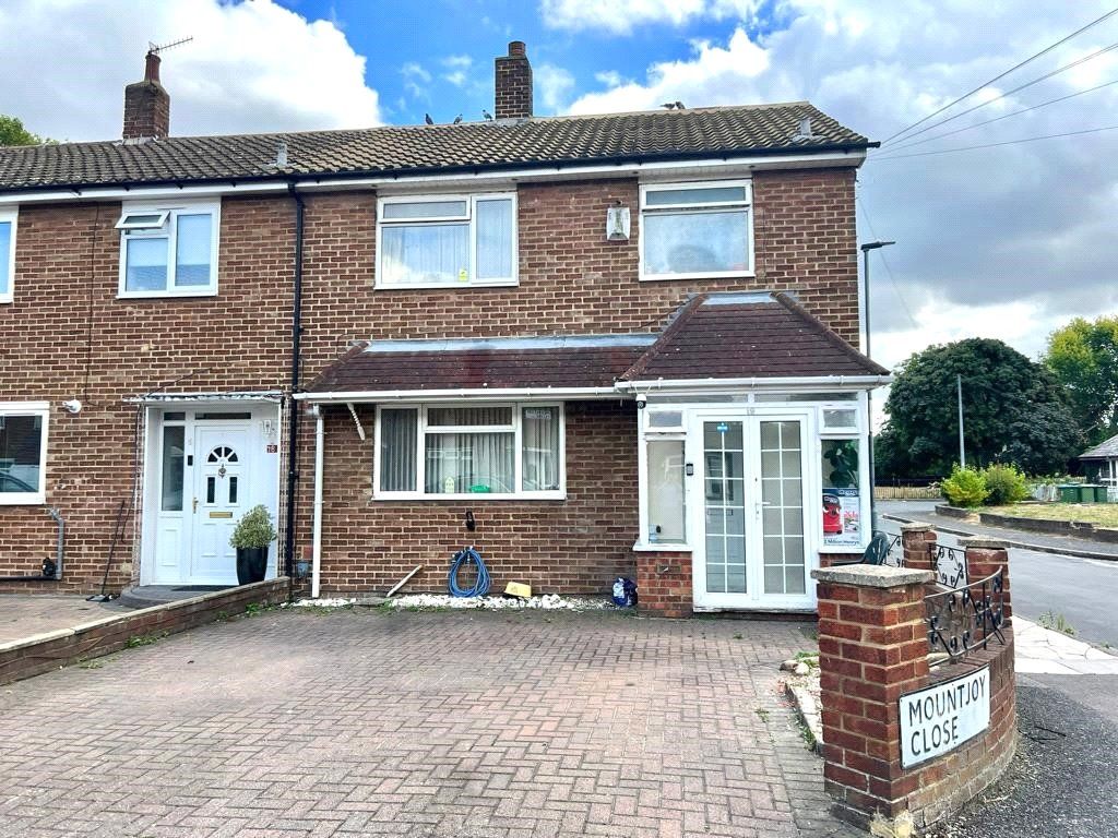 4 bed end terrace house to rent in Mountjoy Close, London SE2 Zoopla