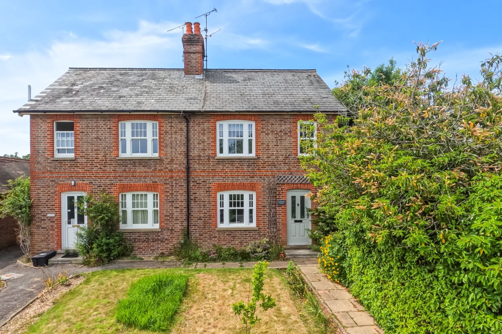 3 bed semidetached house for sale in Stane Street, Ockley, Dorking RH5