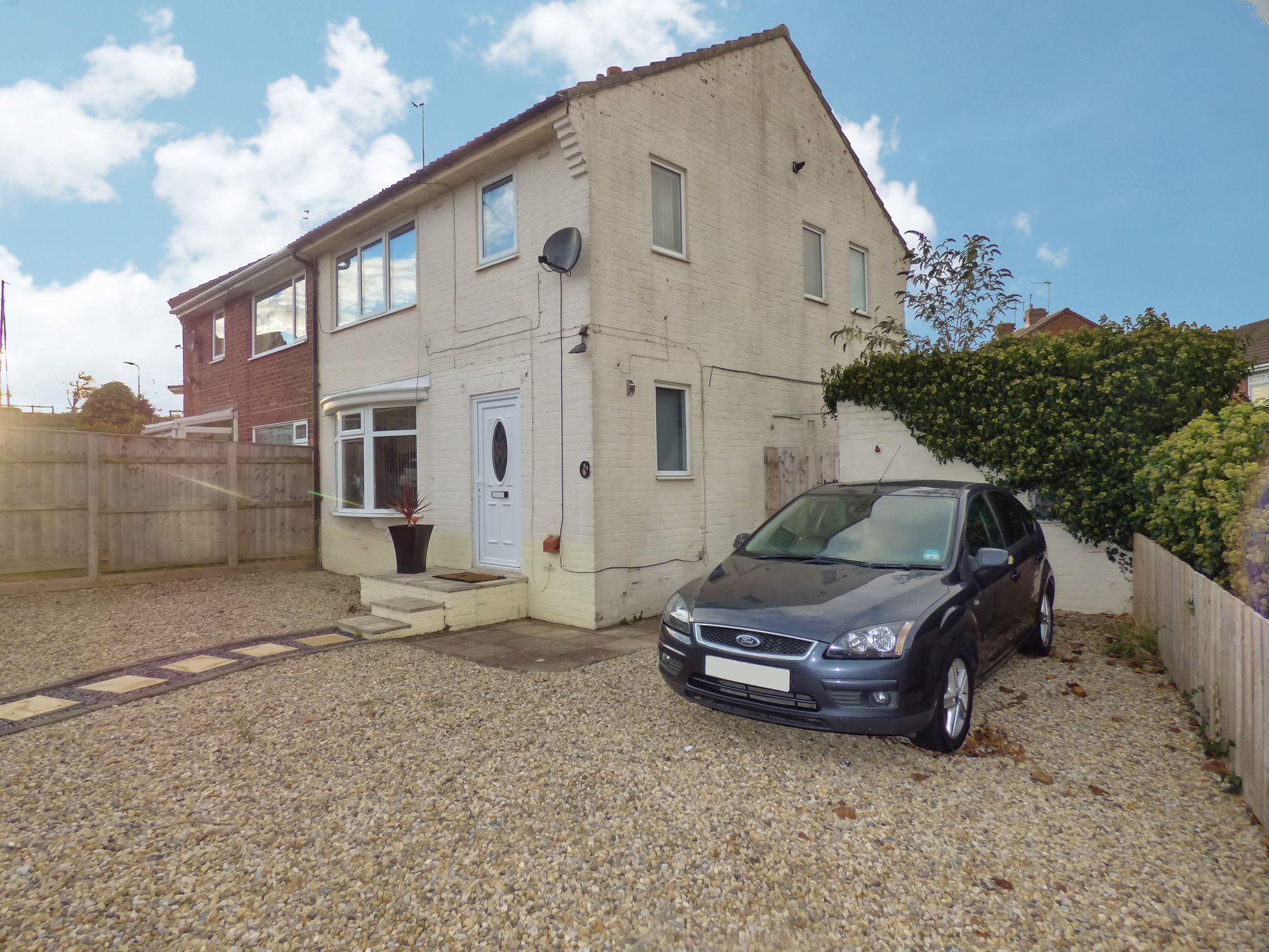 3 bed semidetached house for sale in Riverside Avenue, Choppington