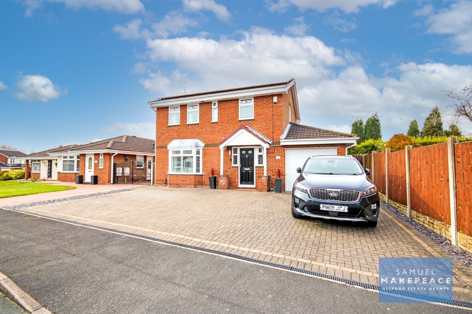 4 bed detached house for sale in Kingswood, Kidsgrove, StokeOnTrent, Staffordshire ST7 Zoopla