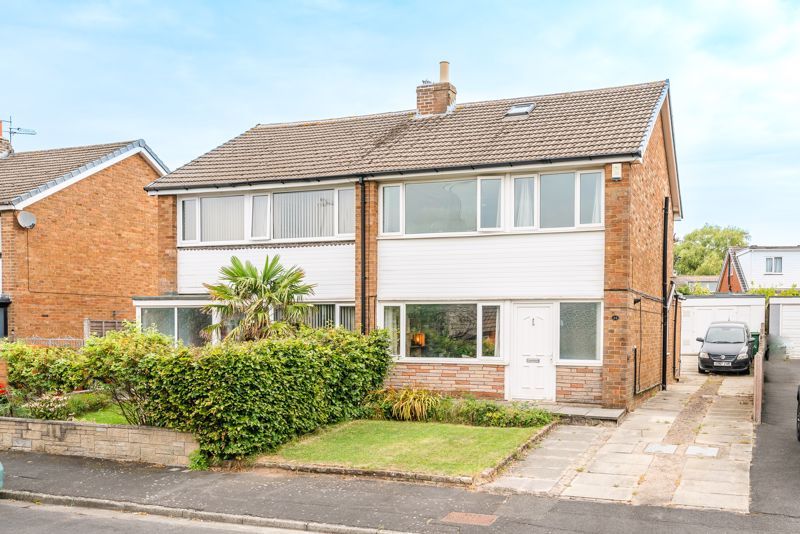 3 bed semidetached house for sale in Poplar Avenue, Warton, Preston