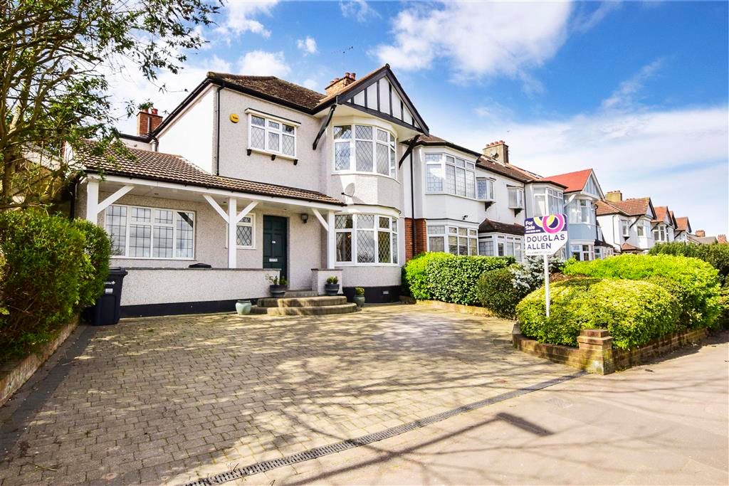 4 bed end terrace house for sale in Warren Road, London E11 Zoopla