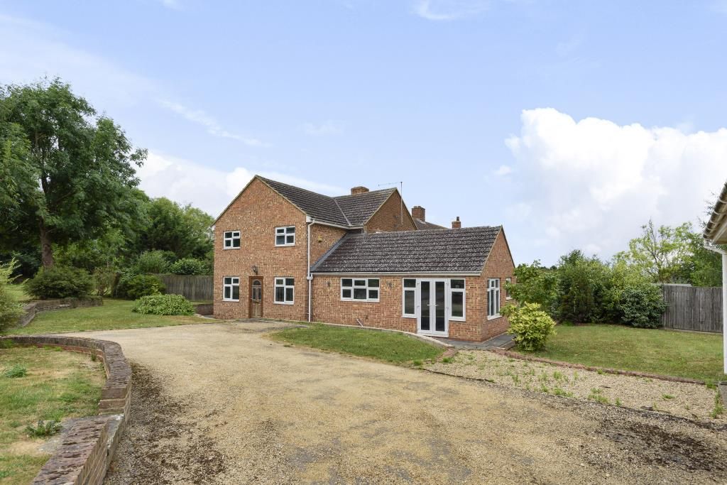 3 bed end terrace house for sale in Poundon, Buckinghamshire OX27 Zoopla