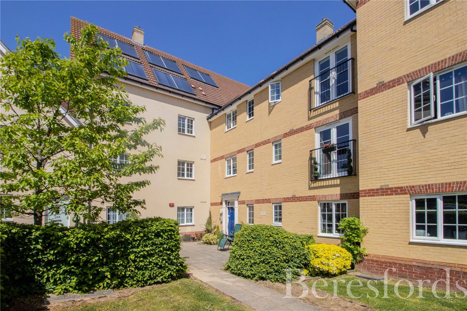 2 bed flat for sale in Bramble Road, Witham CM8 Zoopla