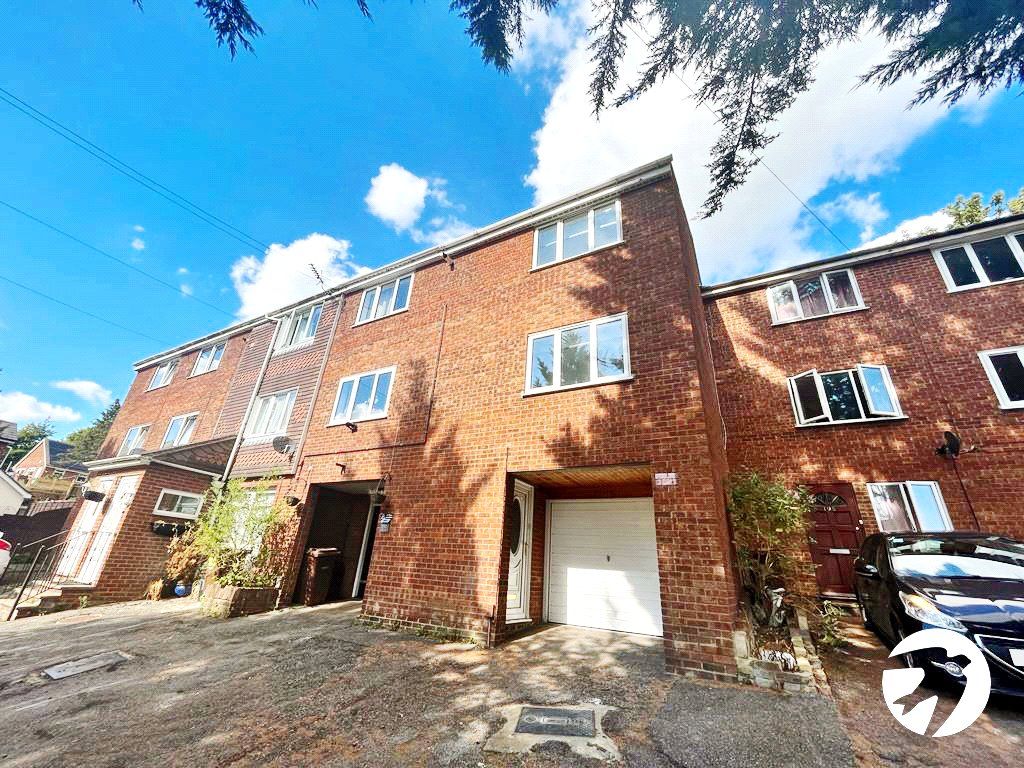 2 bed end terrace house to rent in Beacon Road, Chatham, Kent ME5 Zoopla