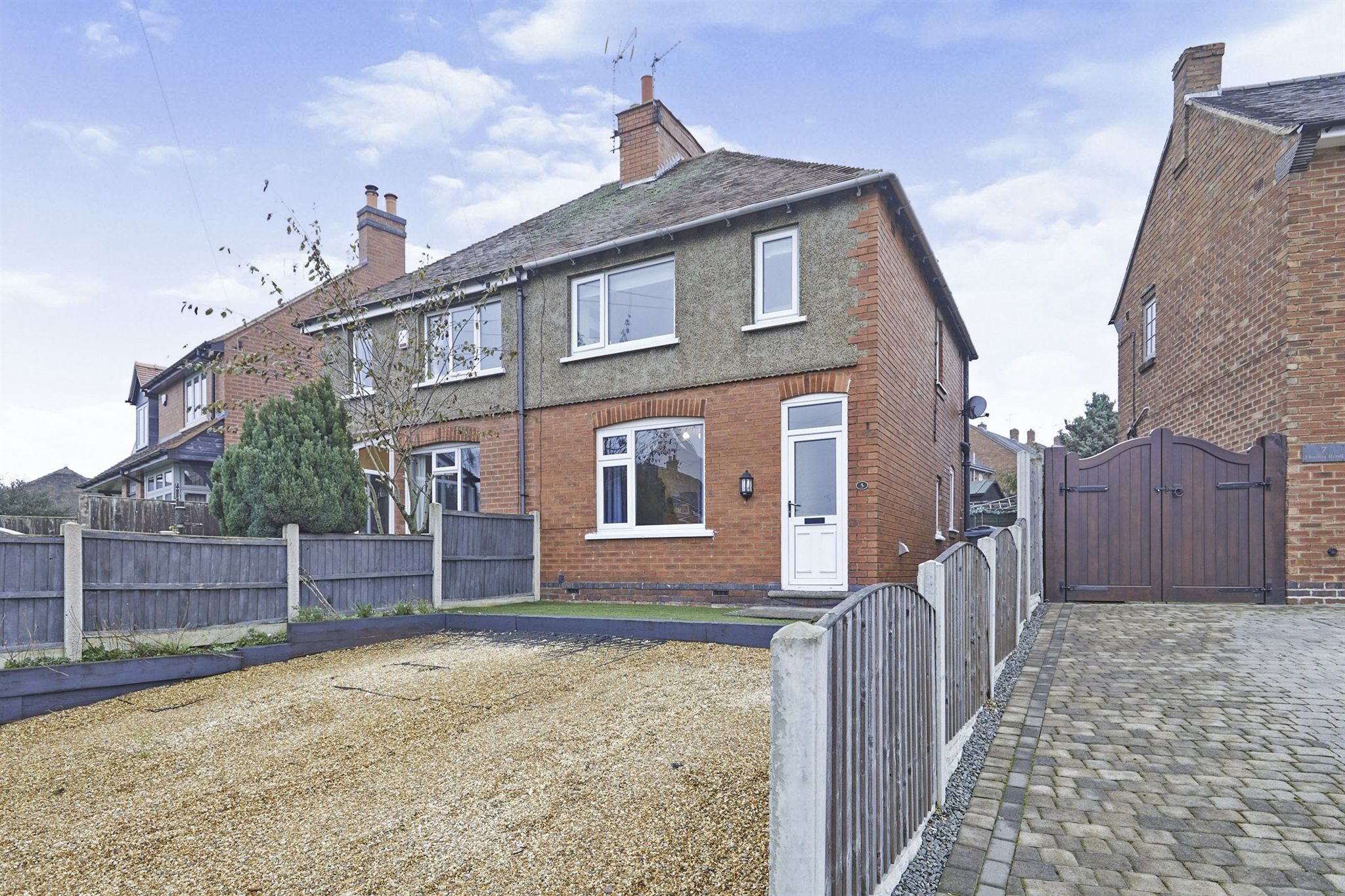 3 bed semidetached house for sale in Horsley Road, Kilburn, Belper