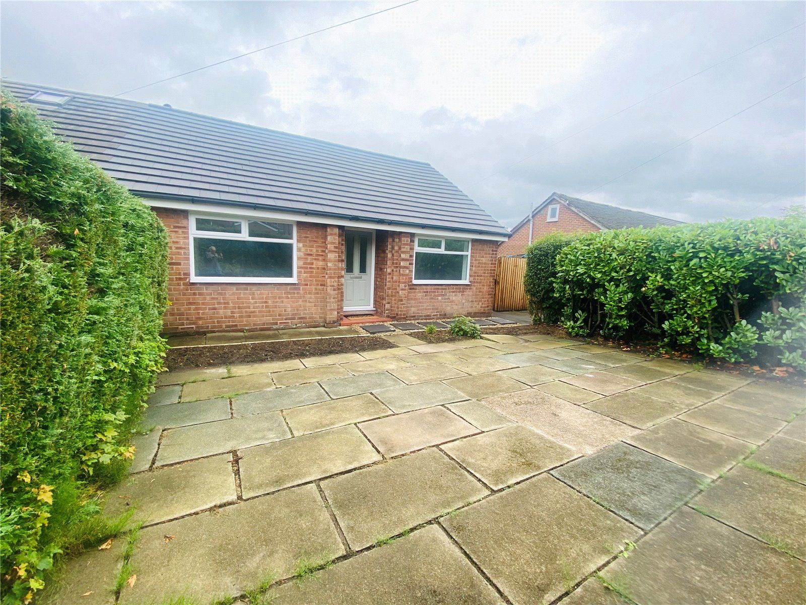2 bed bungalow for sale in Bankside, ClaytonLeWoods, Chorley PR6 Zoopla