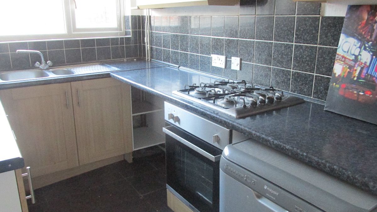3 bed semidetached house for sale in Deans Way, Ash Green, Coventry