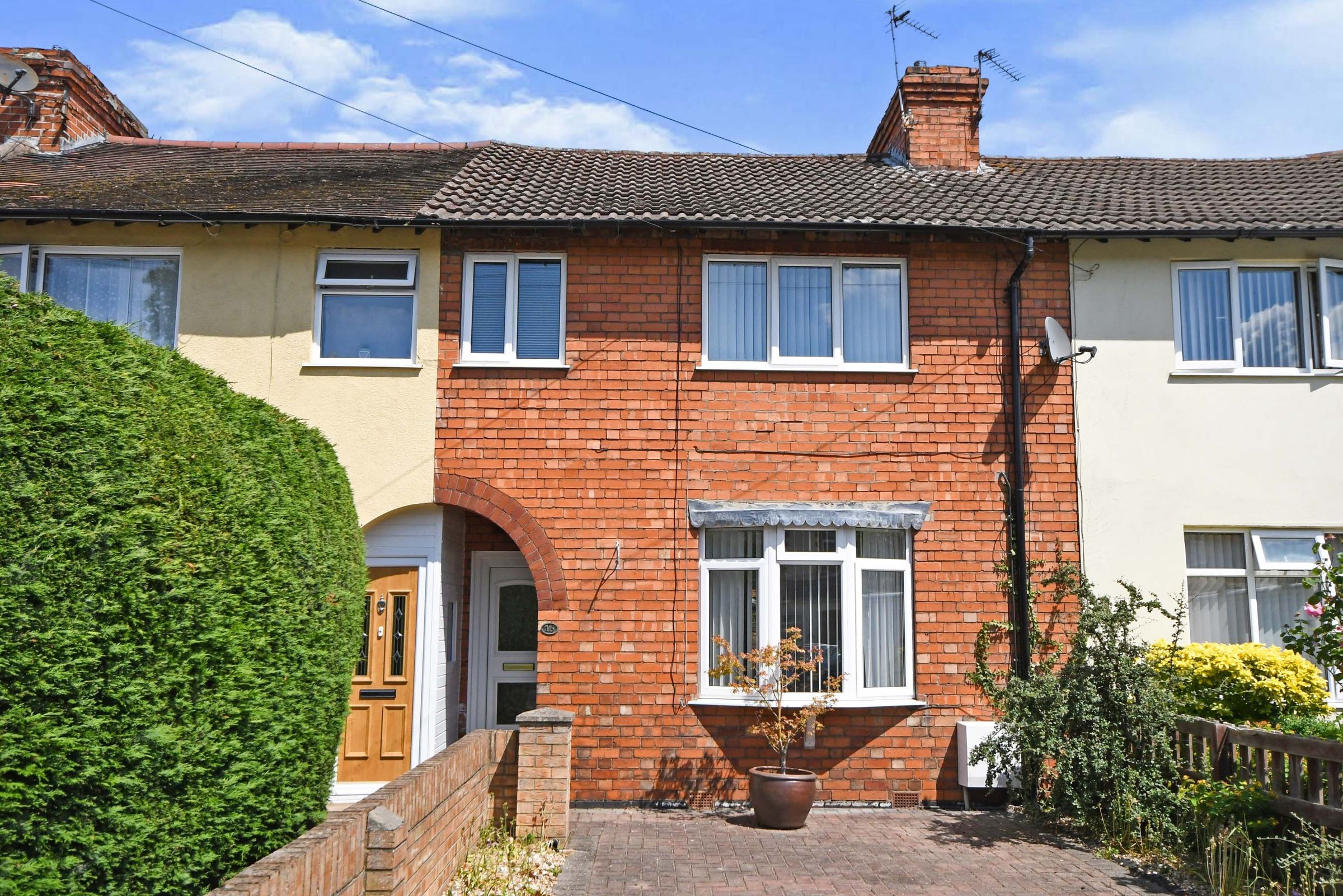 3 bed terraced house for sale in Bristol Drive, Lincoln LN6 Zoopla
