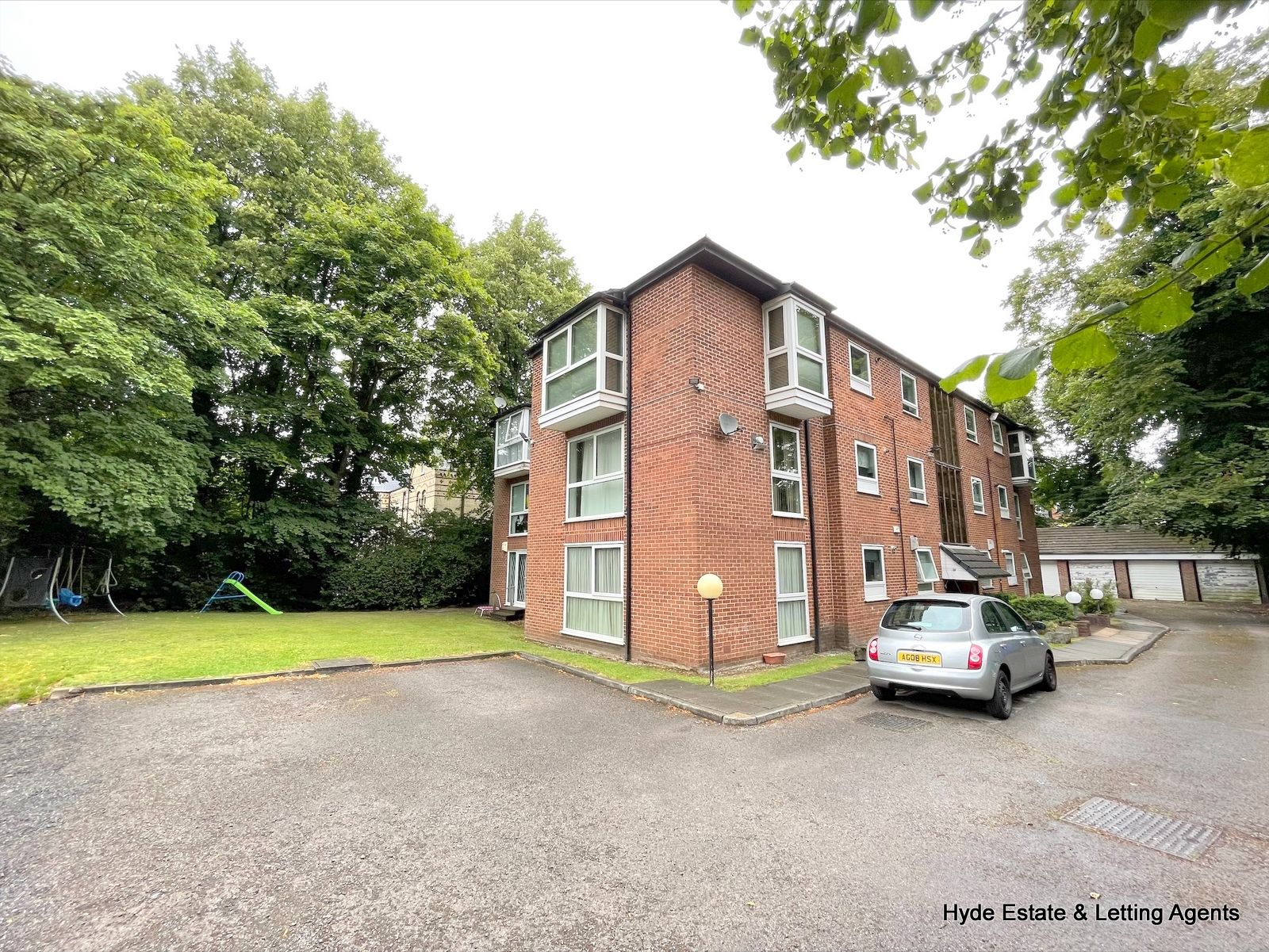2 bed flat for sale in Bury New Road, Salford M7 Zoopla