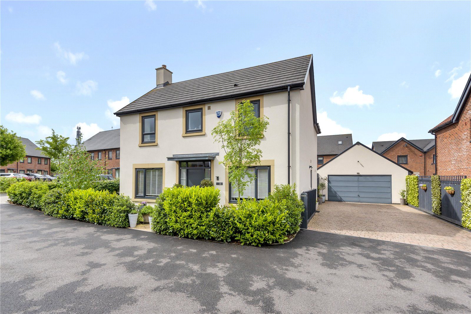 4 bed detached house for sale in Flora Close, Blunsdon, Wiltshire SN26