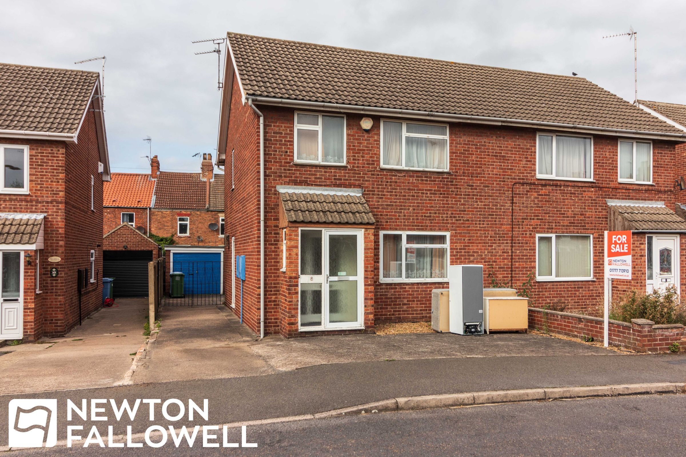 3 bed semidetached house for sale in Whitehall Gardens, Retford DN22